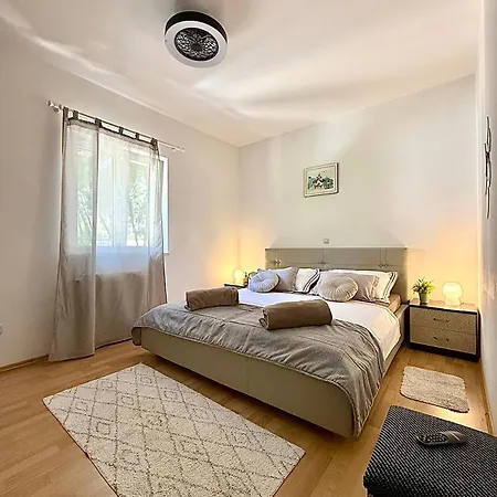 شقة Marola House