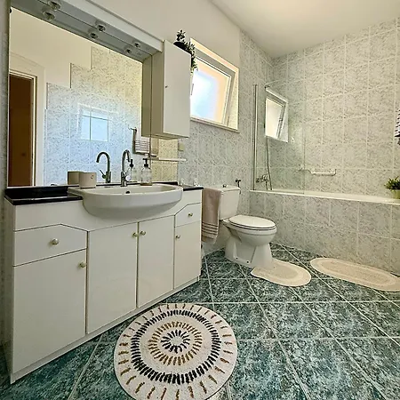 Marola House شقة بول